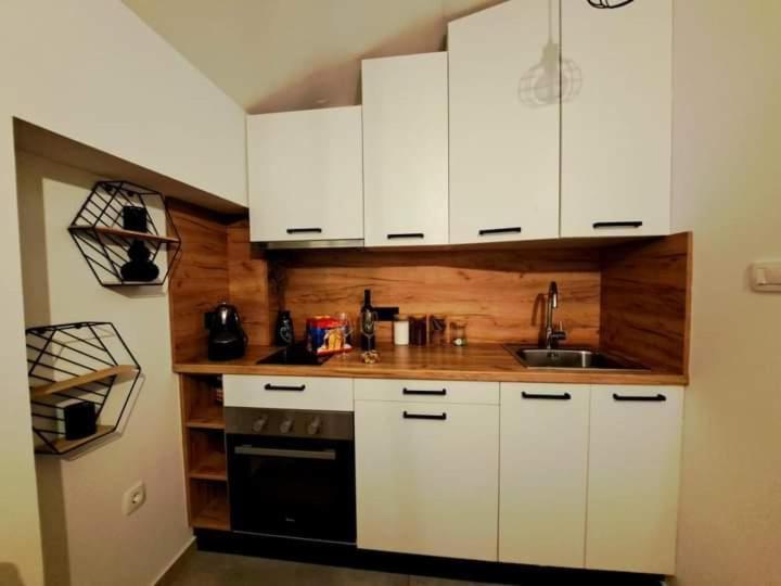 Holiday Home Fiori Кастав Екстер'єр фото