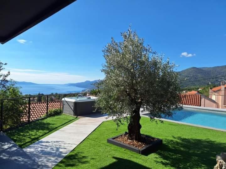 Holiday Home Fiori Кастав Екстер'єр фото