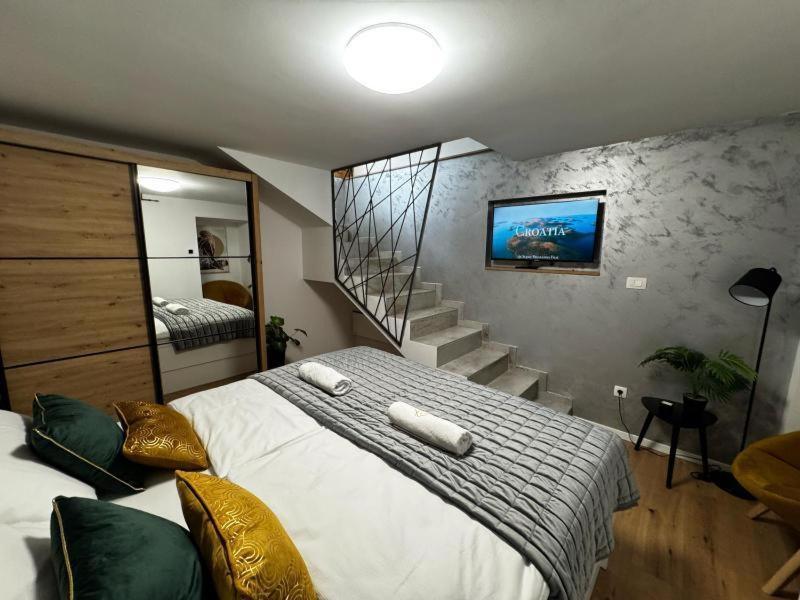 Holiday Home Fiori Кастав Екстер'єр фото